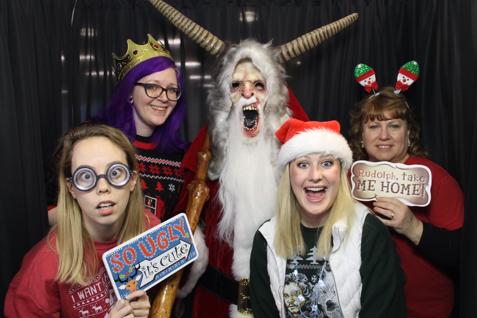 St Monica's Christmas Party 2018 | View more photos from the event at gallery.photoboothcincy.com/u/PhotoBoothCincy/St-Monicas-Christmas-Party-2018